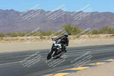 media/Mar-24-2025-Moto Forza (Mon) [[57ce5c5cff]]/3-Beginner Group/Session 3 (Turn 6 Inside)/